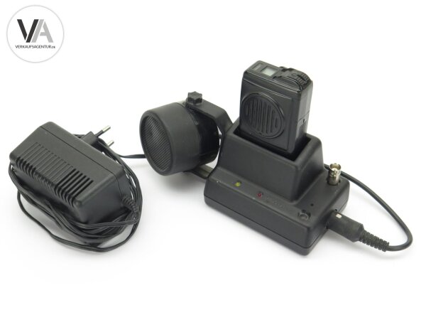 Motorola Skyfire 4S Handfunkgerät Handsprechgerät + Ladegerät 2119210