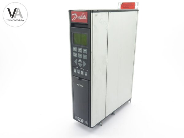 Danfoss VLT5000 Frequenzumrichter + LCP2 Panel VLT5002PT5B20STR3D0F00A00C0