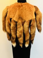 Gaewolf (asiatischer Hund) Cape Stola mit Rotfuchs...