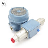 United Electric J120K-S147B Drucksensor / Differenzdruckschalter 15A 480VAC