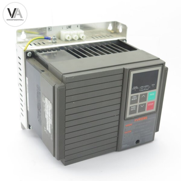 Fuji Electric FVR1.5E9S-7EN Frequenzumrichter 200-240V 8A 1.5kW 0.2-400Hz