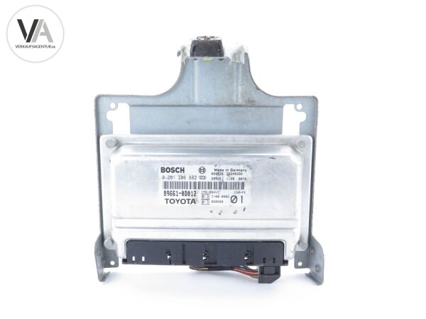Toyota Yaris Motorsteuergerät ECU Bosch 0261206882 / 0 261 206 882 / 89661-0D012